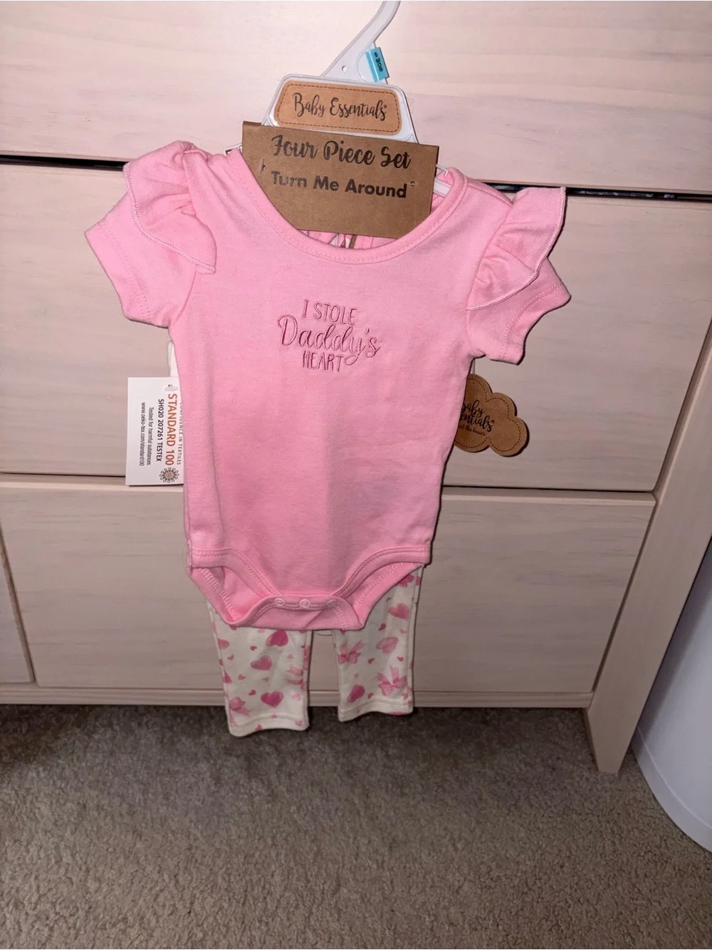 Pink Baby Girl Bodysuit & Heart Print Pants Set